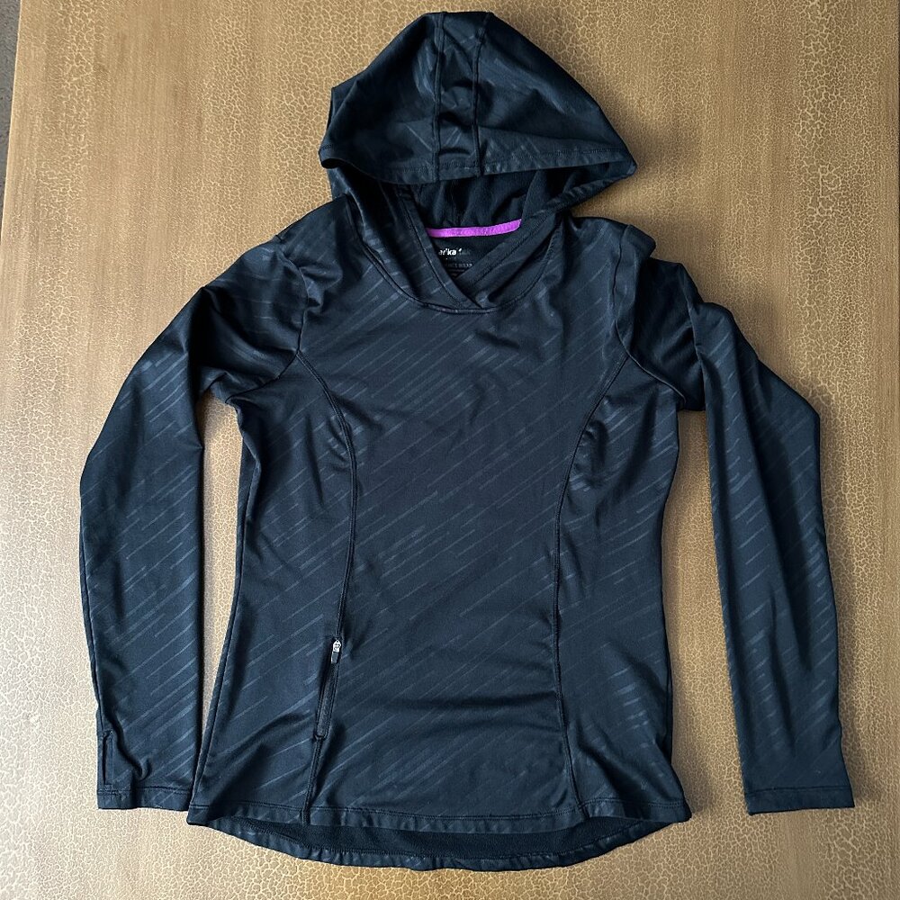 Marika Dri-Wik Performance Wear - Size Medium